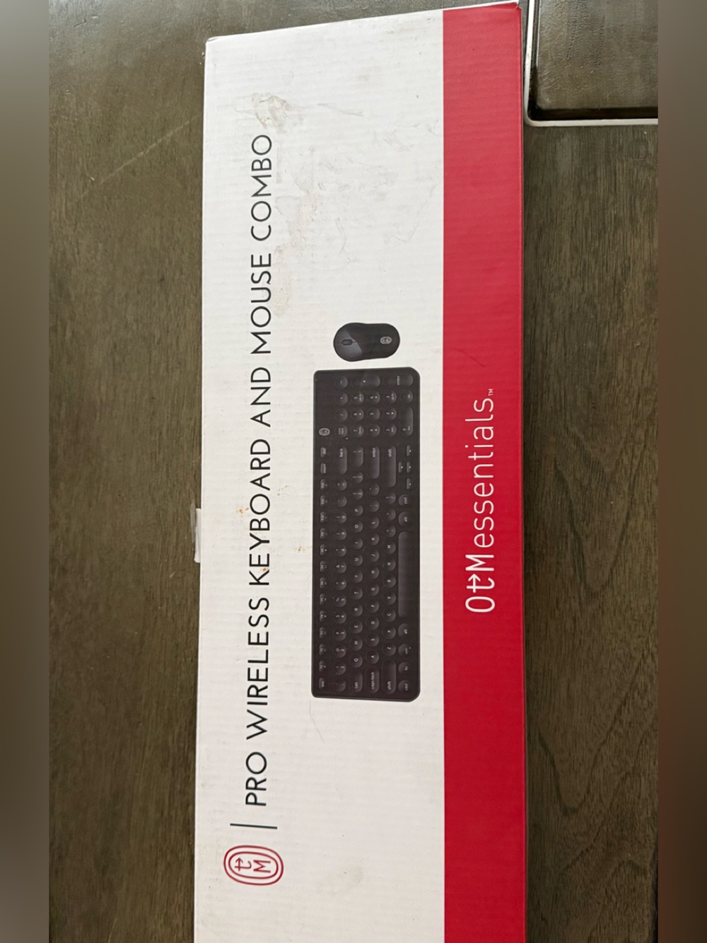 Essentials Black Wireless Keyboard & Mouse Set with Round Keycaps